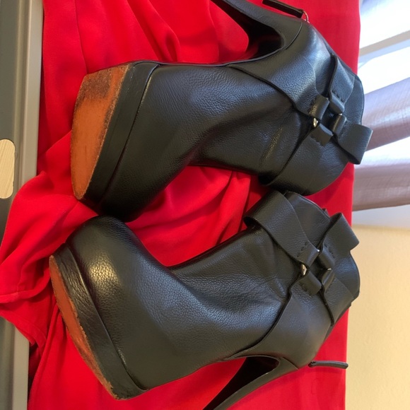 Giuseppe Zanotti Leather Ankle Booties - Picture 1 of 8